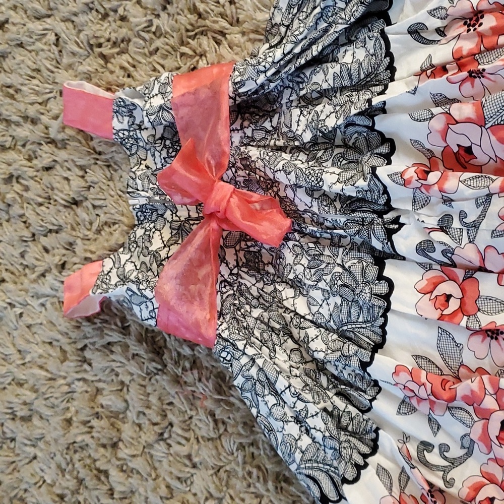 Girls dress floral bow size 5 jessica ann - Picture 3 of 3